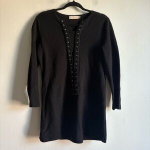 Tory Burch Sz M 100% Merino Wool Knit Rivet Black Long Sweater